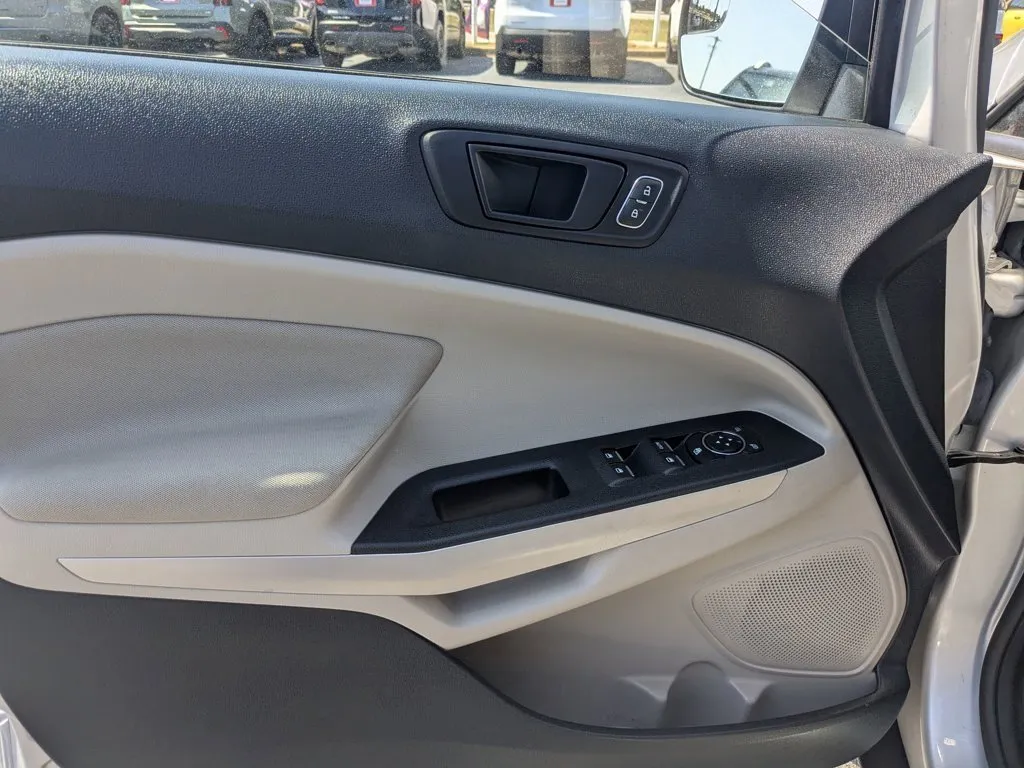 2021 Ford EcoSport S thumbnail 11