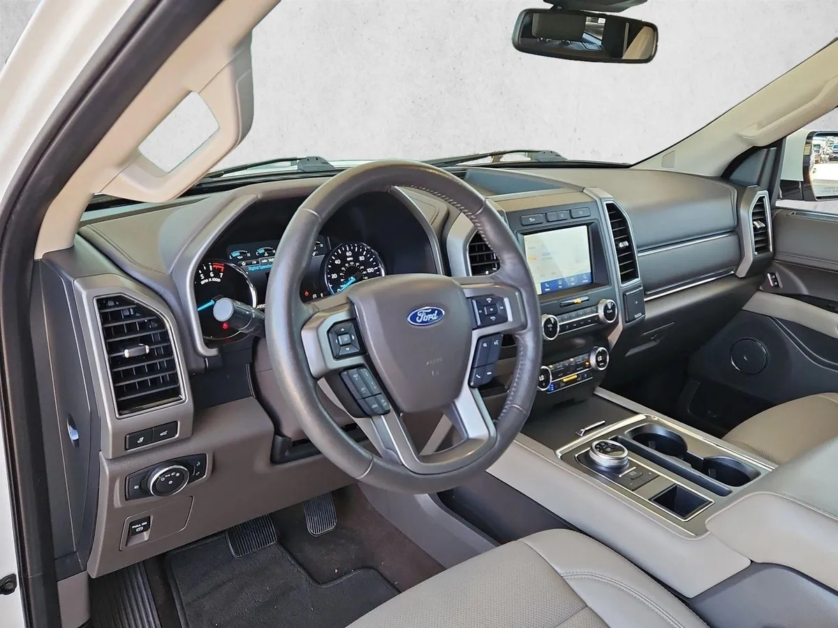 2021 Ford Expedition XLT thumbnail 10