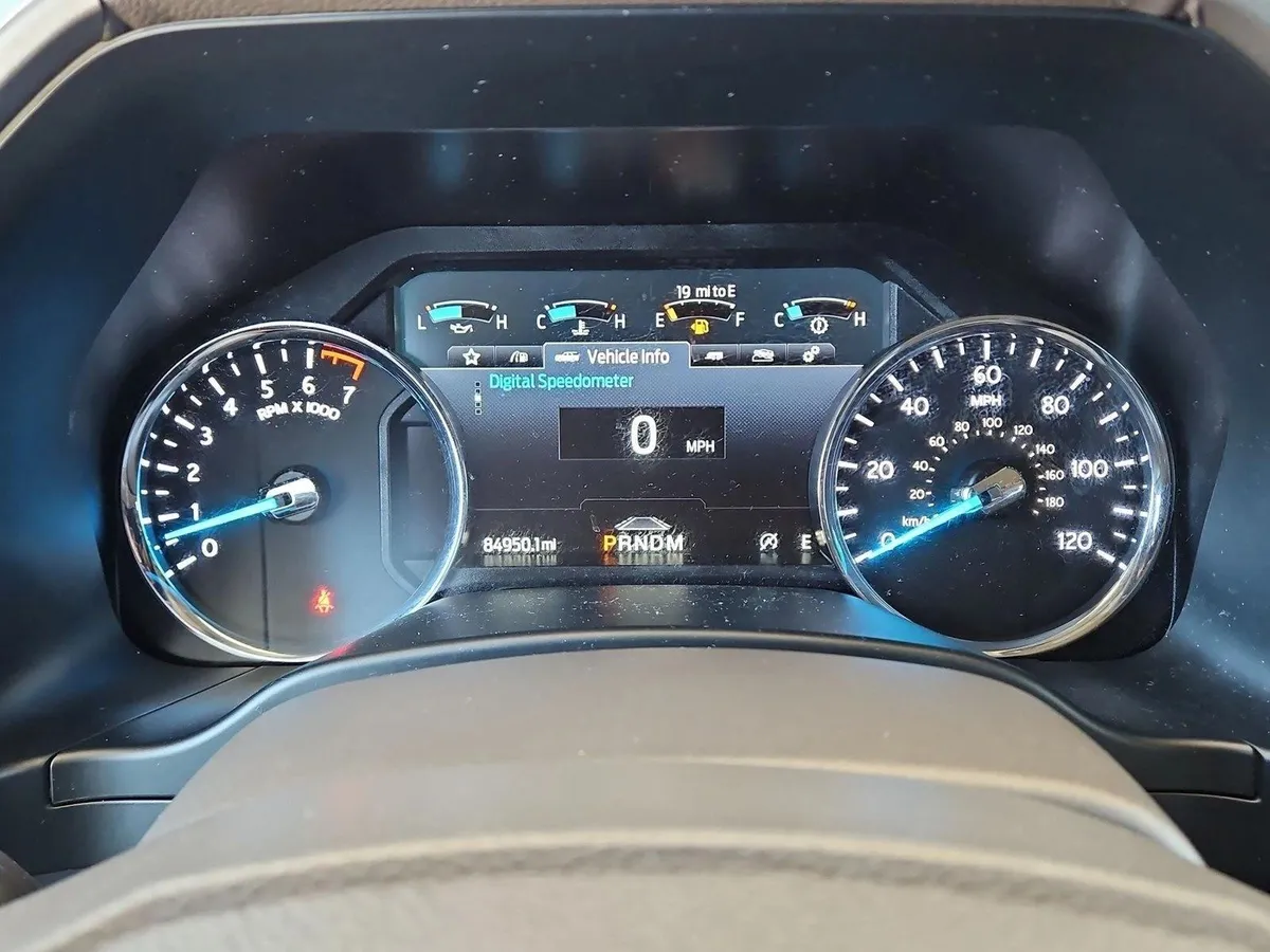 2021 Ford Expedition XLT thumbnail 11