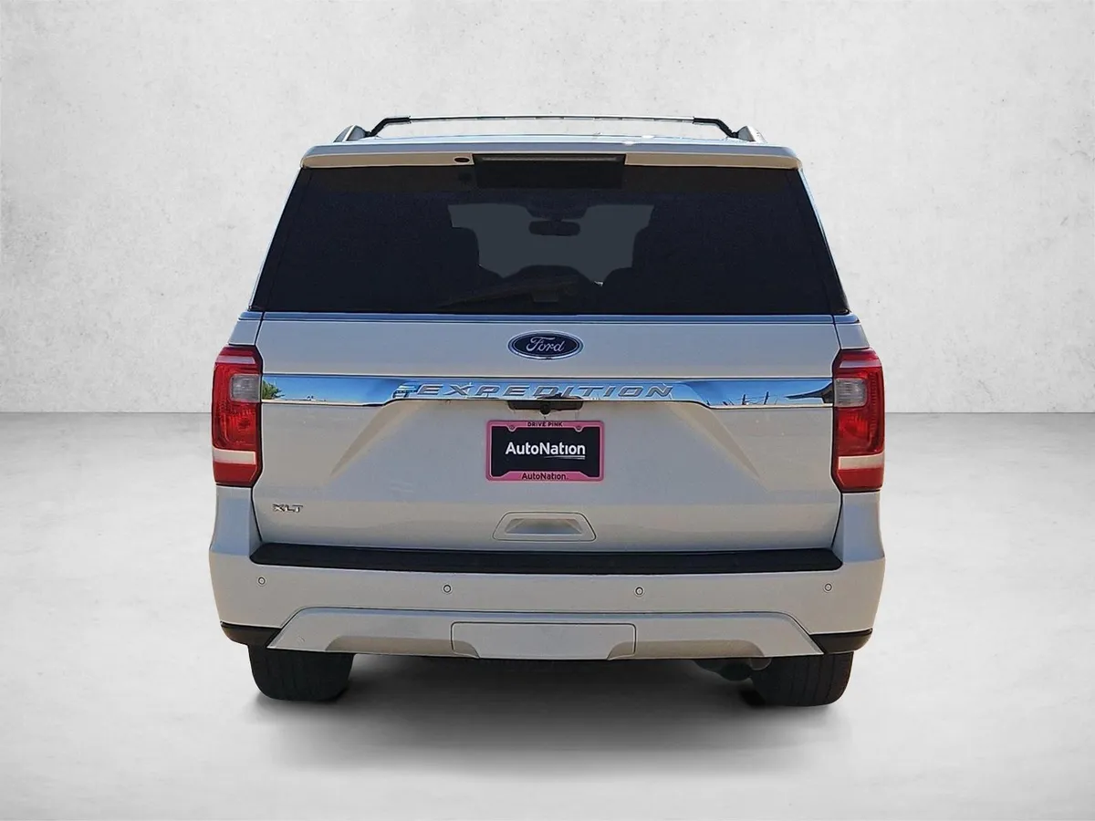 2021 Ford Expedition XLT thumbnail 7