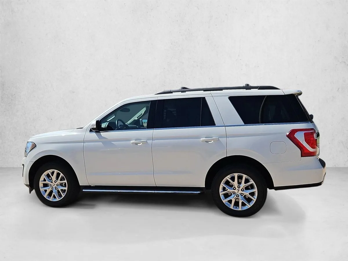 2021 Ford Expedition XLT thumbnail 9