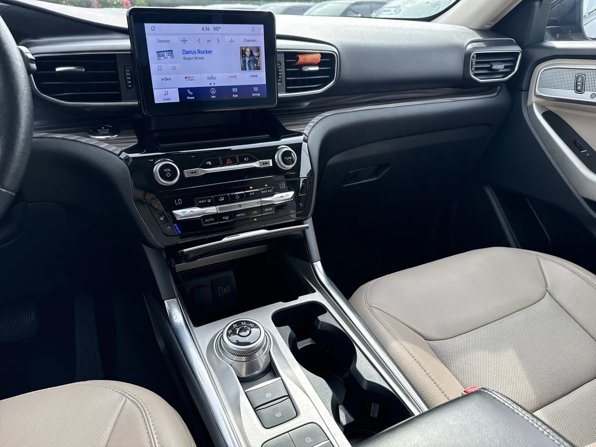 2021 Ford Explorer Limited thumbnail 28