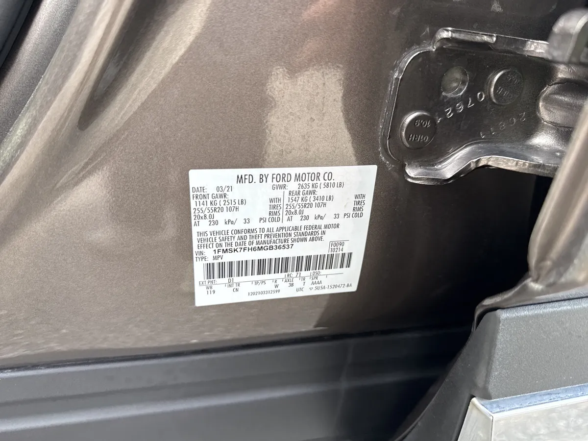 2021 Ford Explorer Limited thumbnail 32
