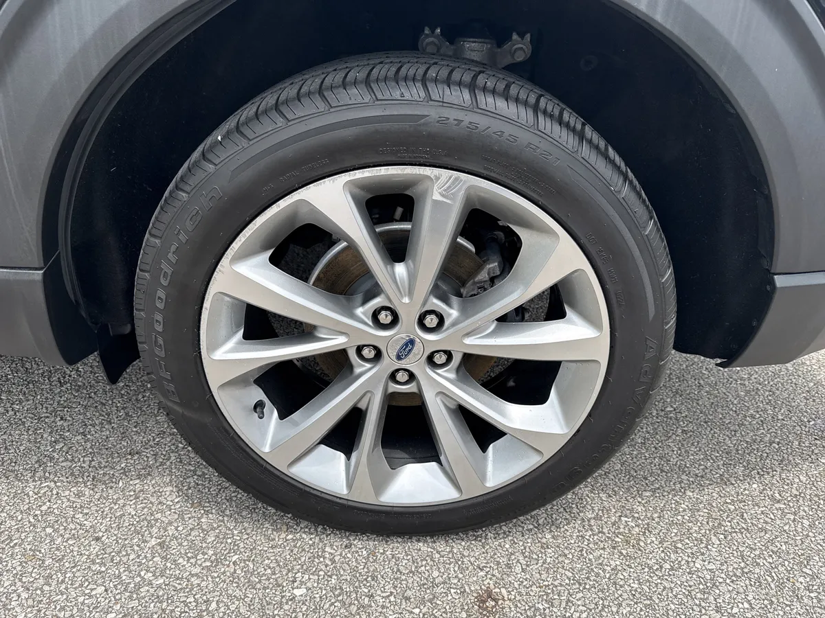 2021 Ford Explorer Platinum thumbnail 21