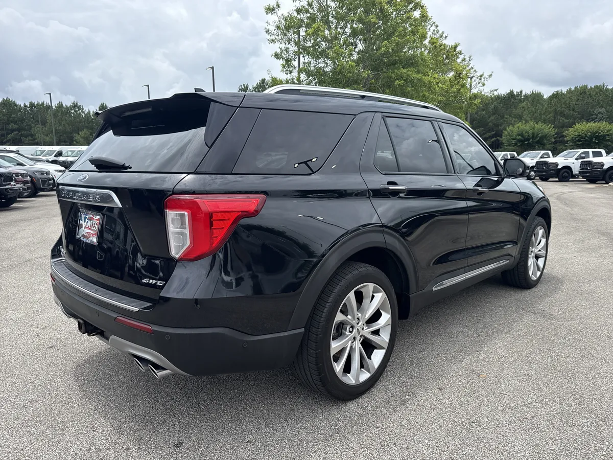 2021 Ford Explorer Platinum thumbnail 7