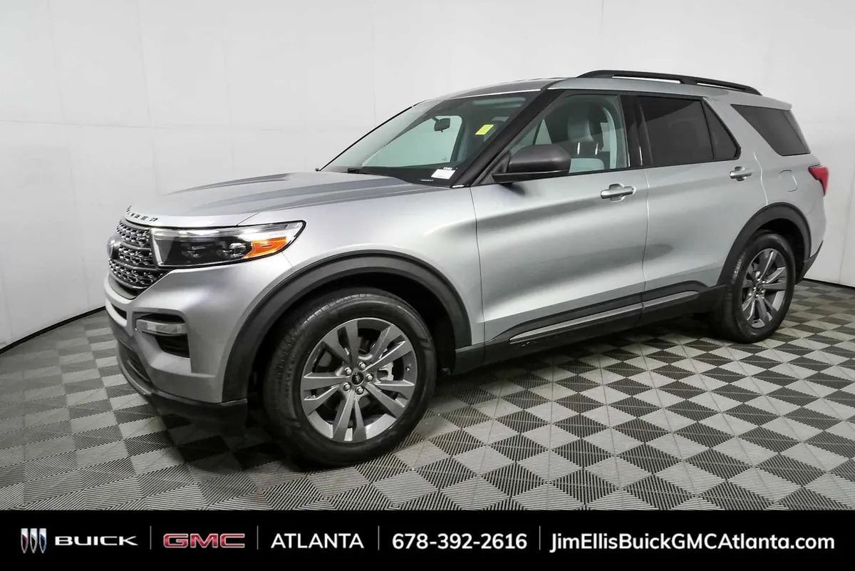 2021 Ford Explorer XLT thumbnail 26