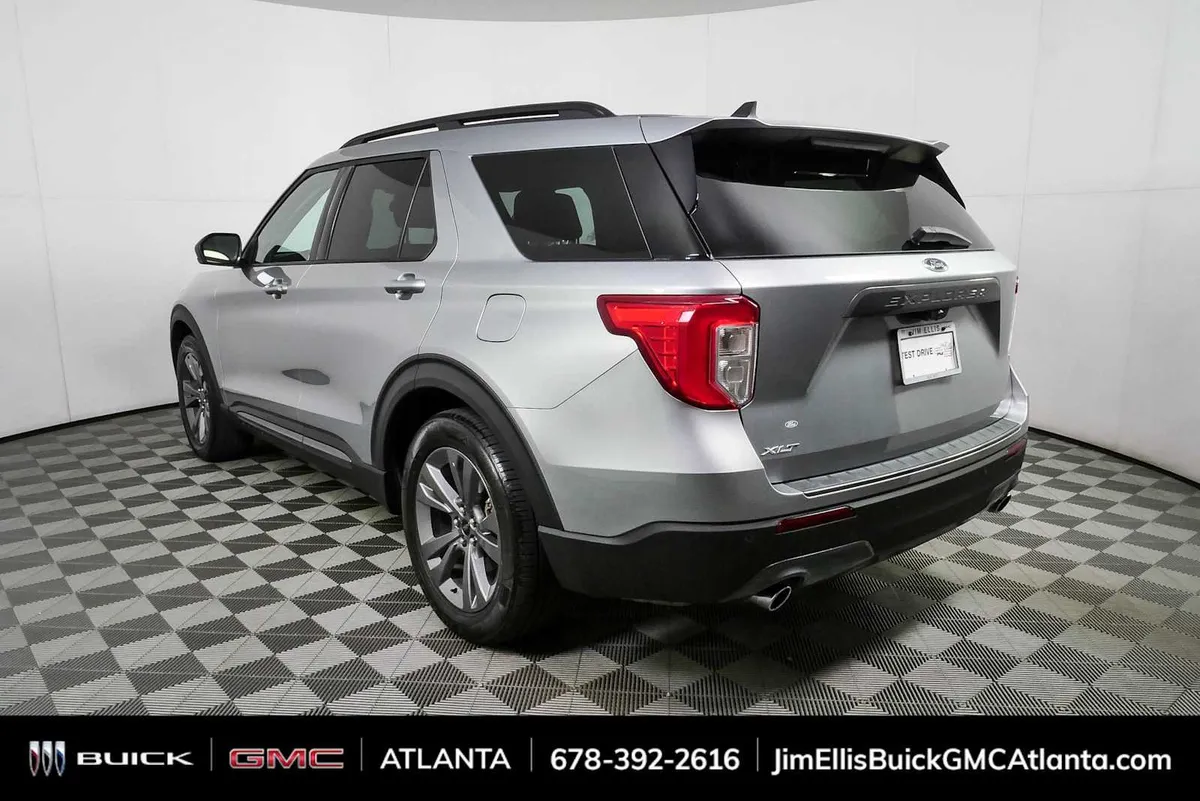 2021 Ford Explorer XLT thumbnail 27