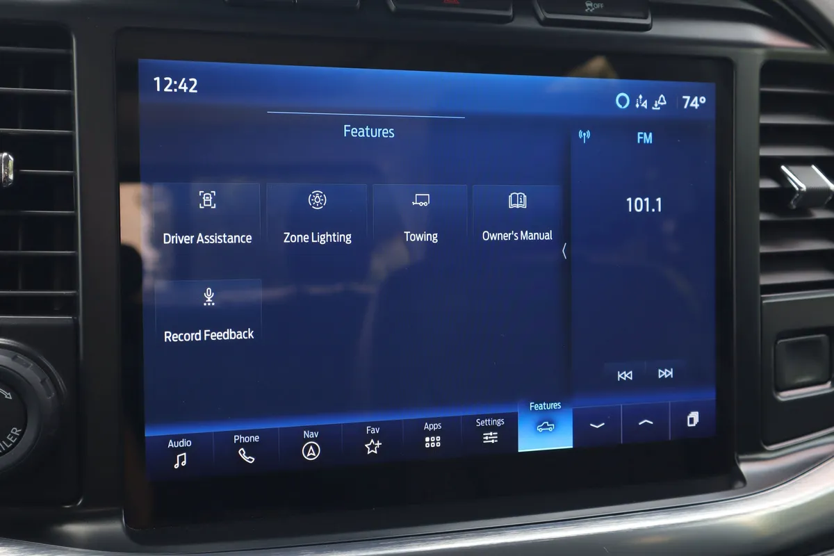 2021 Ford F-150 LARIAT TUSCANY FTX thumbnail 16