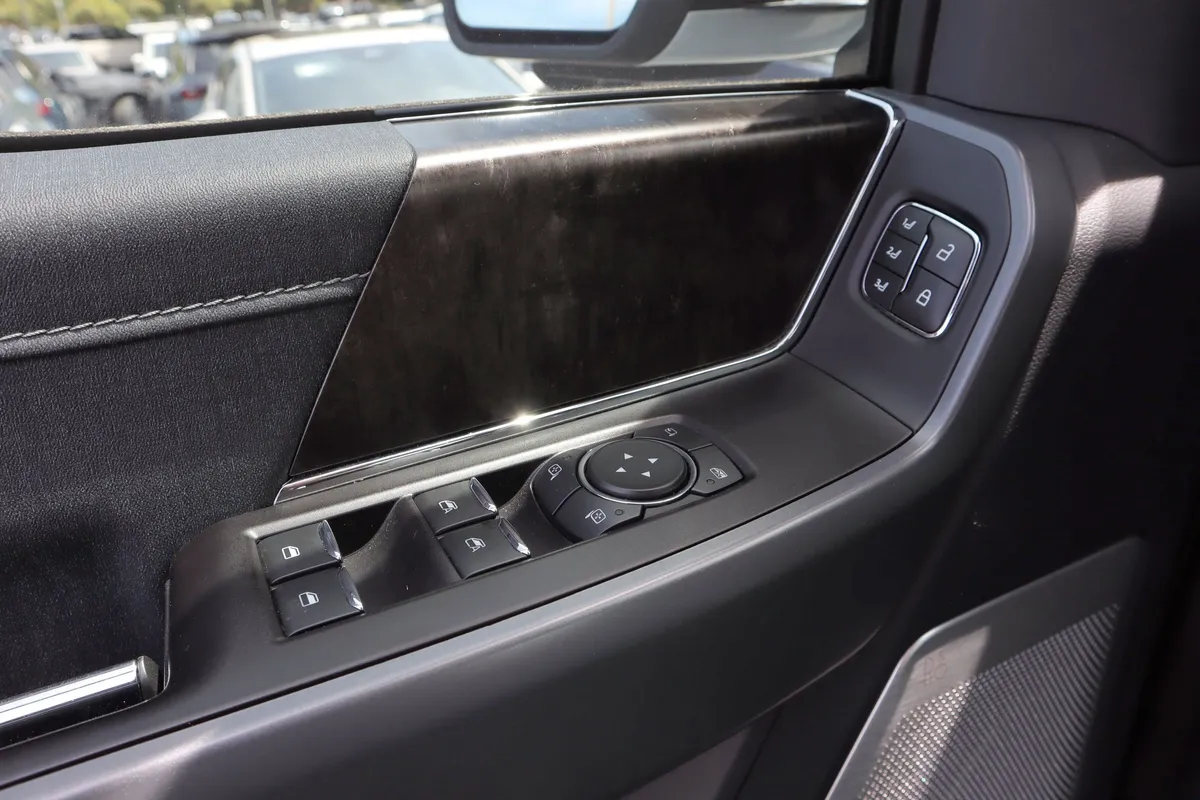 2021 Ford F-150 LARIAT TUSCANY FTX thumbnail 23