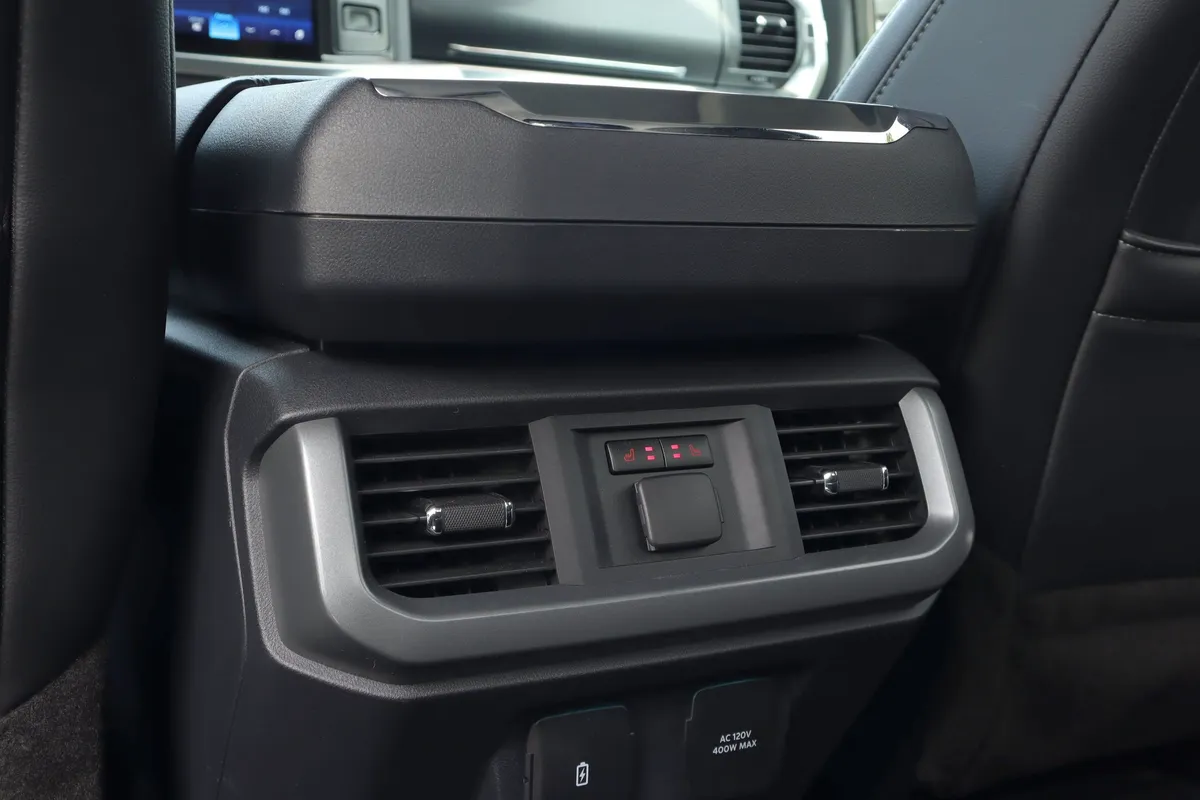 2021 Ford F-150 LARIAT TUSCANY FTX thumbnail 28
