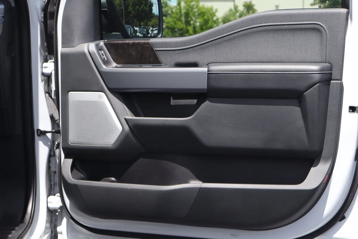 2021 Ford F-150 LARIAT TUSCANY FTX thumbnail 29