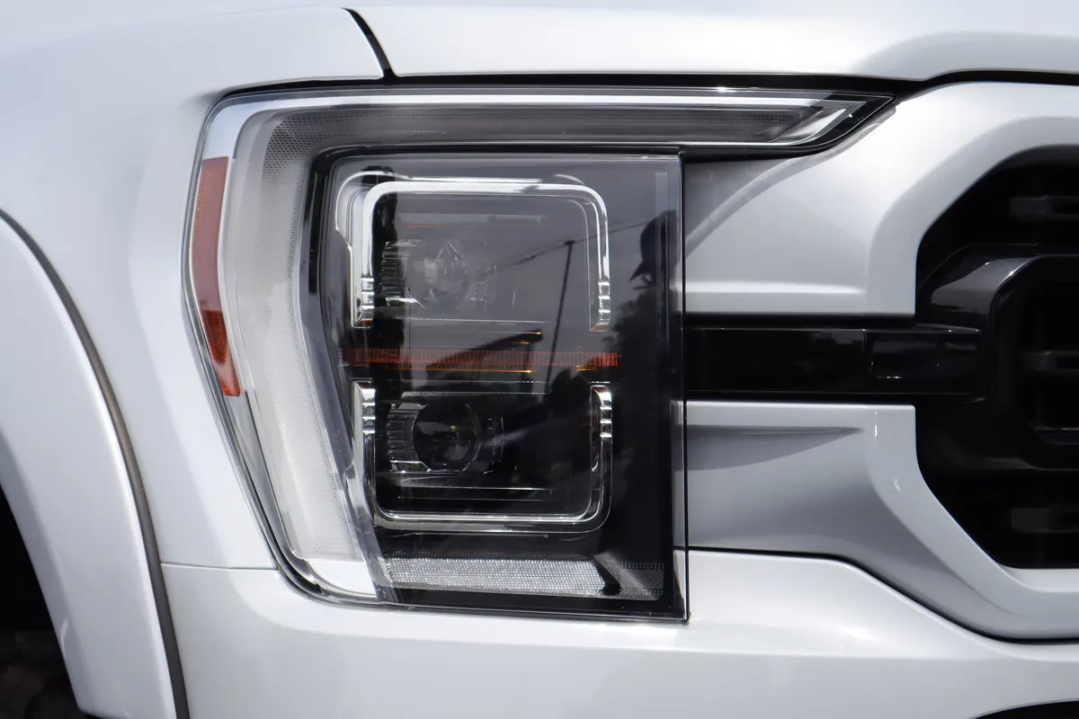 2021 Ford F-150 LARIAT TUSCANY FTX thumbnail 36