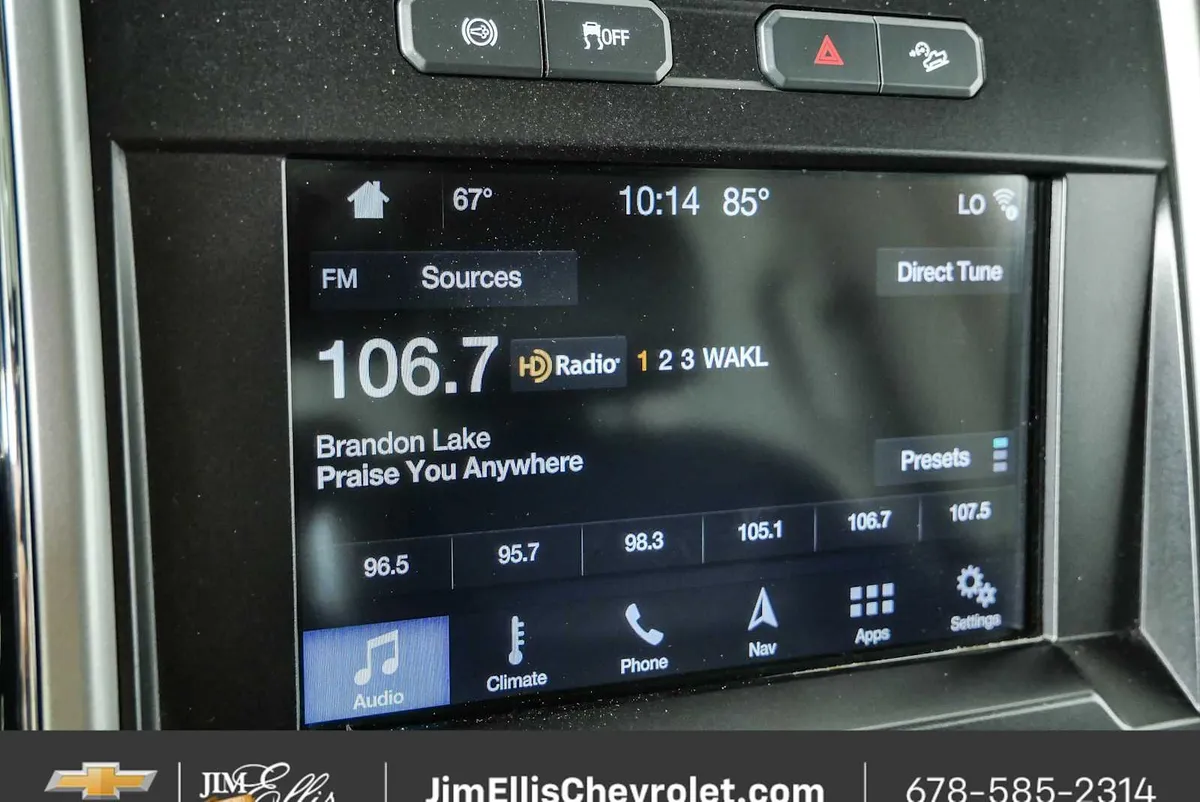 2021 Ford F-250 LARIAT thumbnail 12