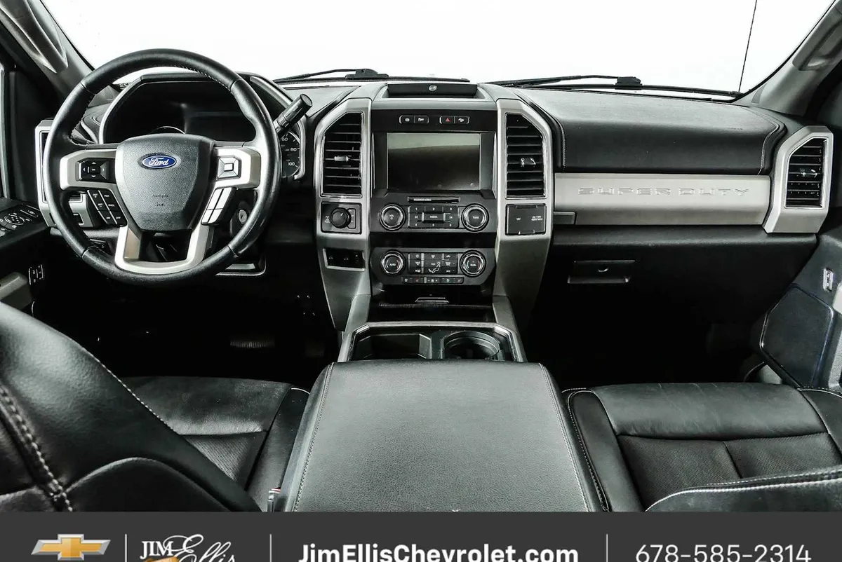 2021 Ford F-250 LARIAT thumbnail 17