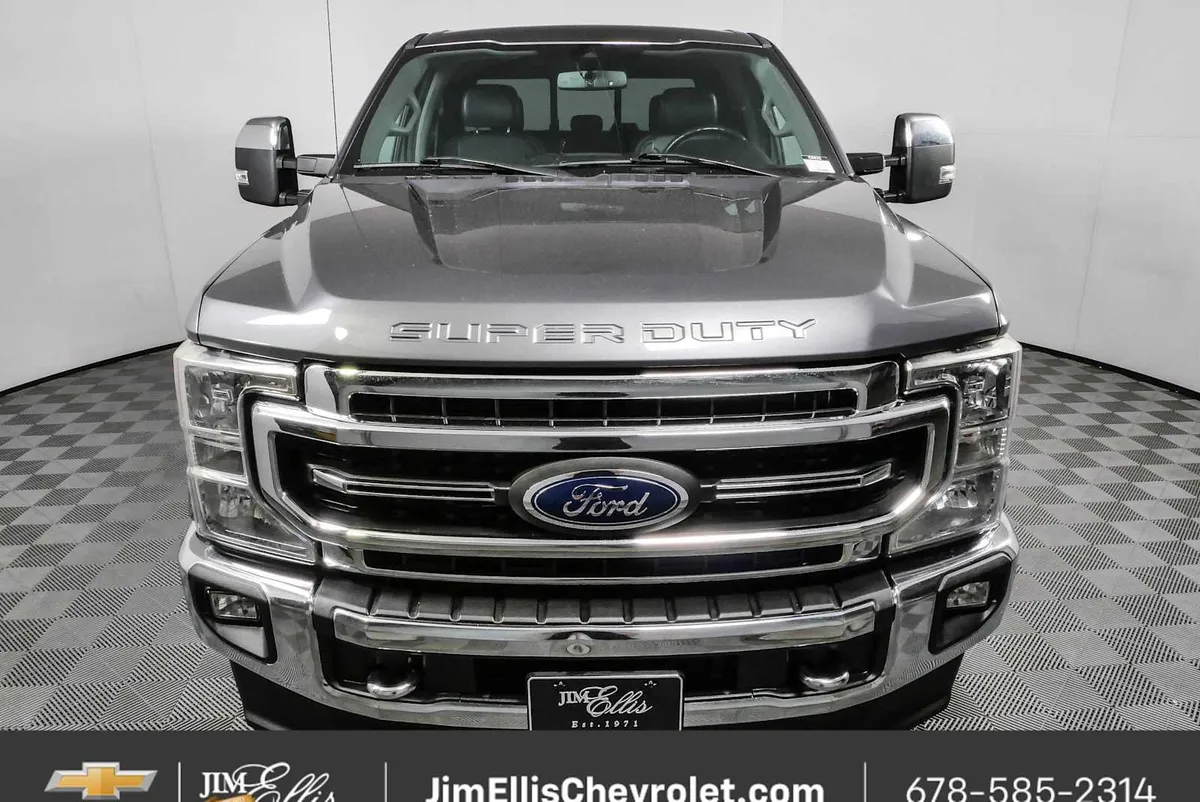 2021 Ford F-250 LARIAT thumbnail 24