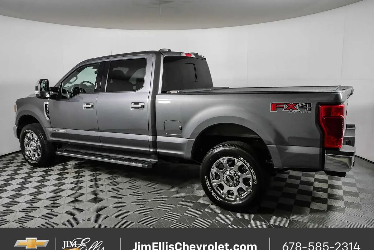 2021 Ford F-250 LARIAT thumbnail 27