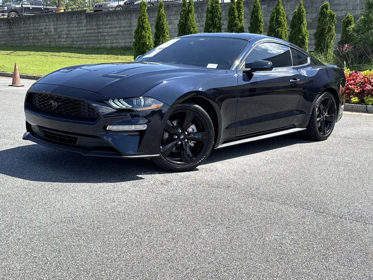 2021 Ford Mustang EcoBoost thumbnail 4
