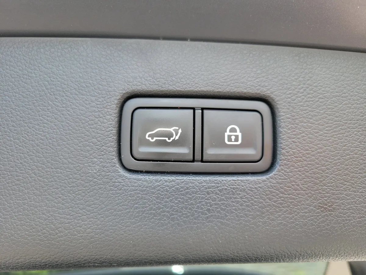2021 Genesis GV80 2.5T AWD thumbnail 12