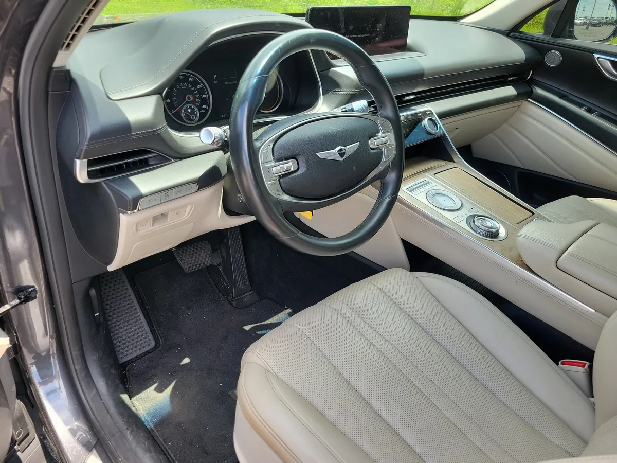 2021 Genesis GV80 2.5T AWD thumbnail 3
