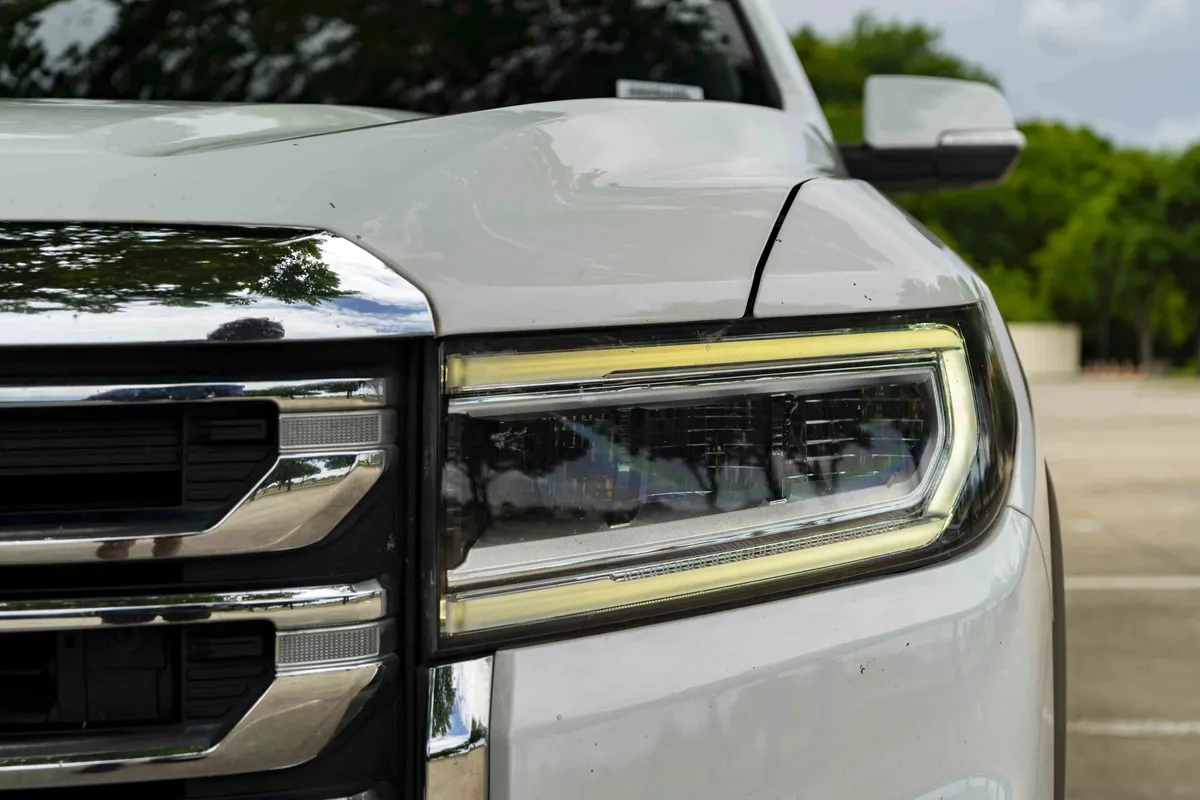 2021 GMC Acadia SLE thumbnail 10