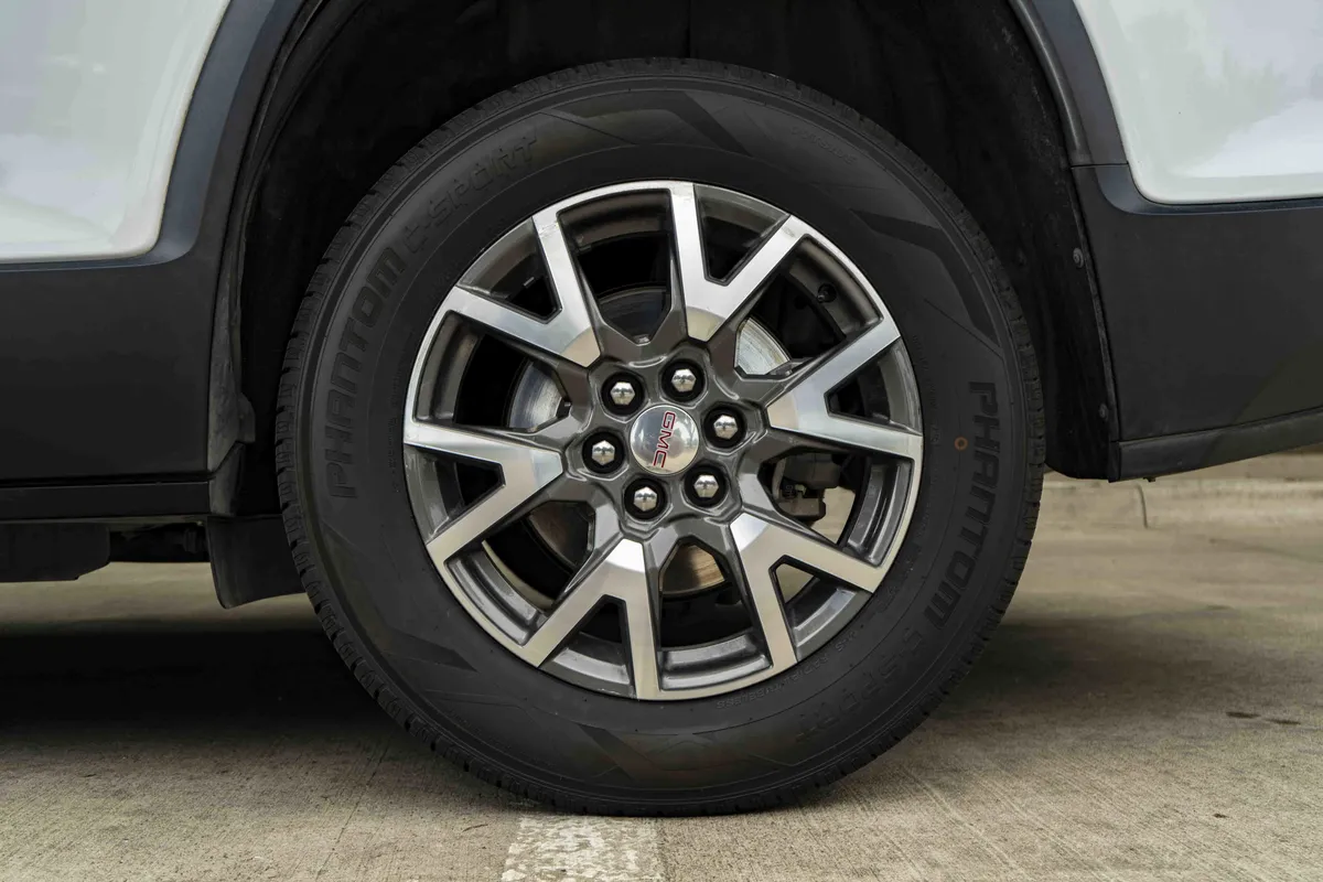 2021 GMC Acadia SLE thumbnail 14