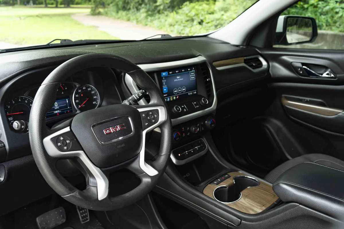 2021 GMC Acadia SLE thumbnail 15