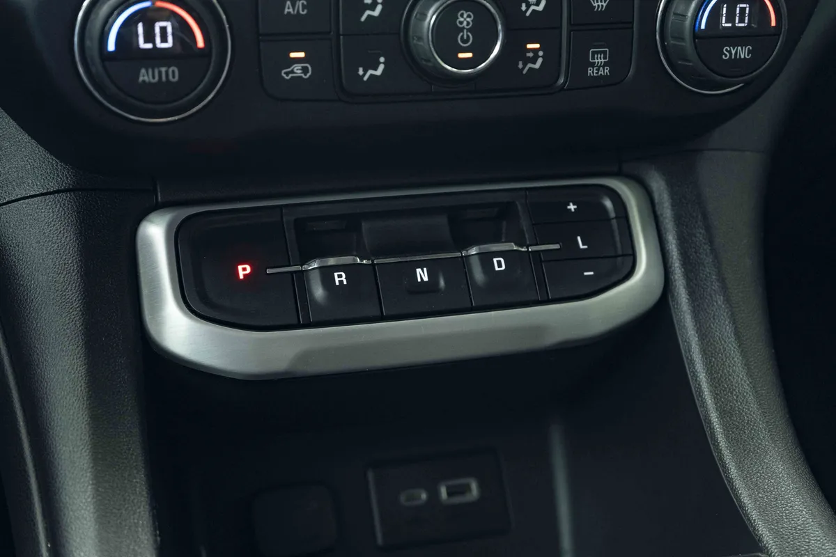 2021 GMC Acadia SLE thumbnail 33