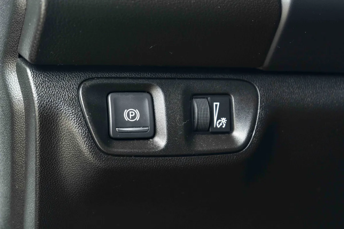 2021 GMC Acadia SLE thumbnail 39