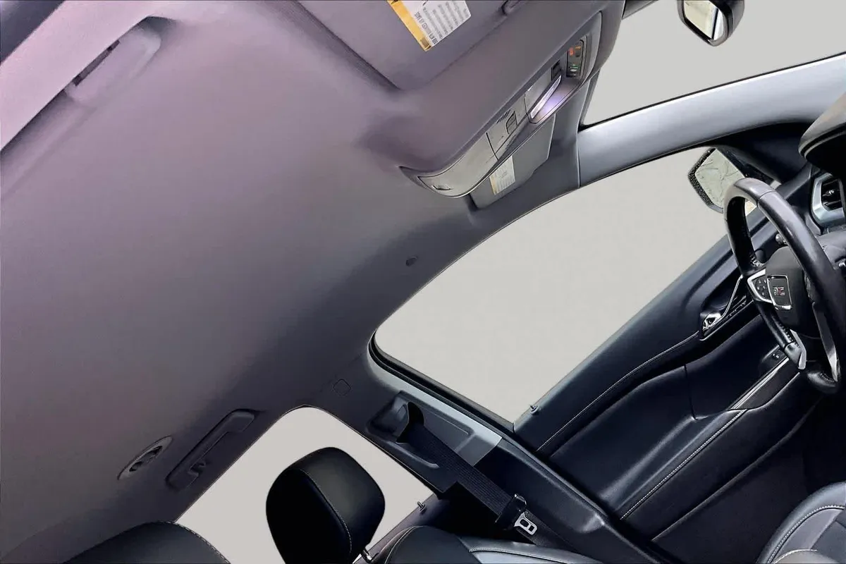 2021 GMC Acadia SLT thumbnail 14