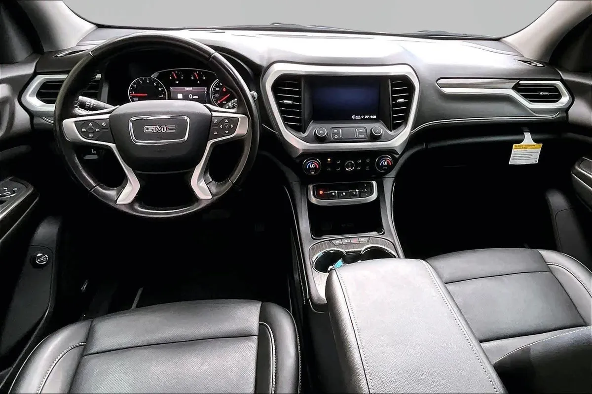 2021 GMC Acadia SLT thumbnail 16
