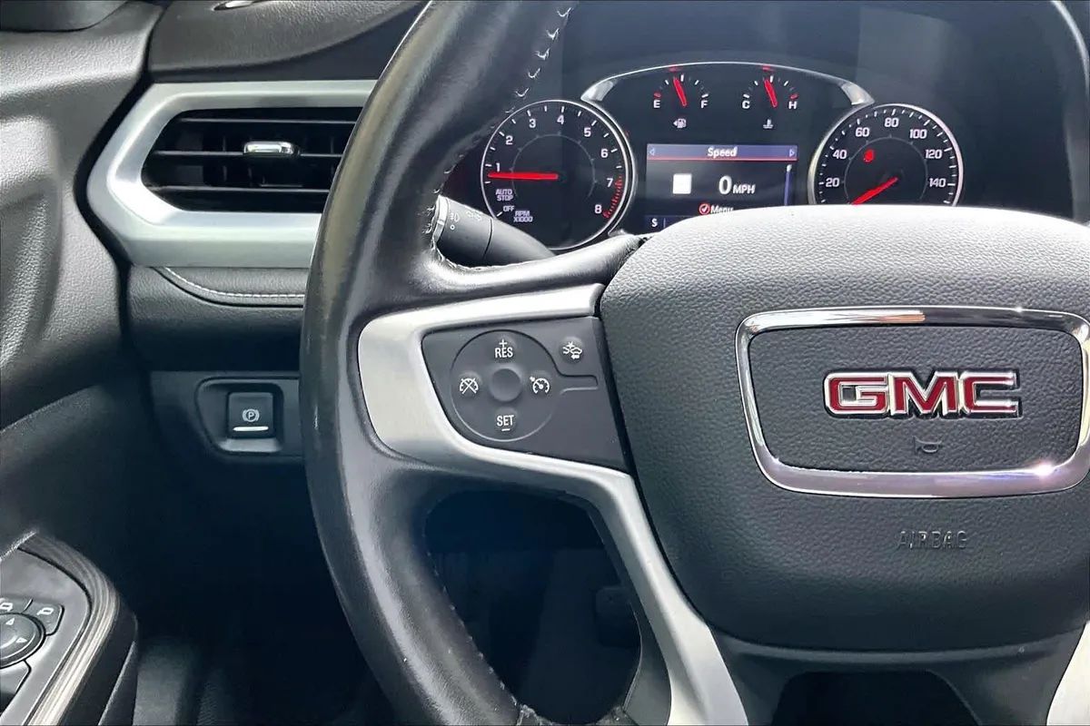 2021 GMC Acadia SLT thumbnail 24