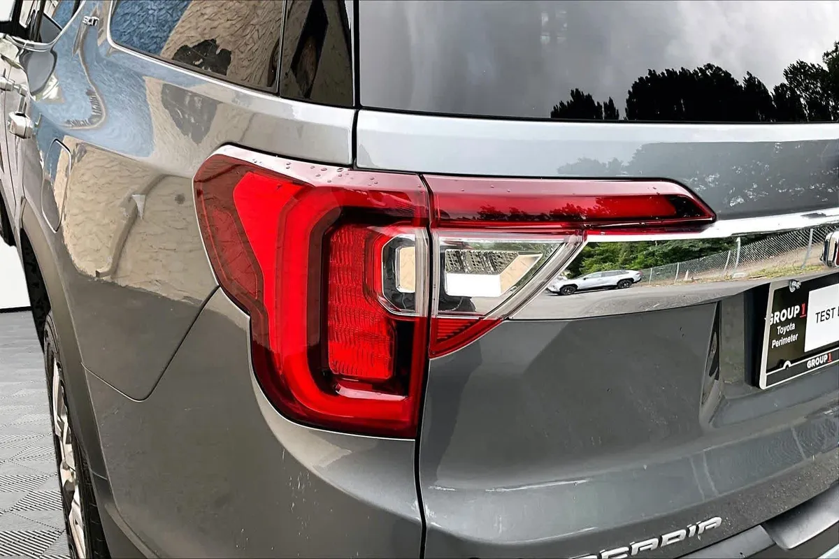 2021 GMC Acadia SLT thumbnail 29