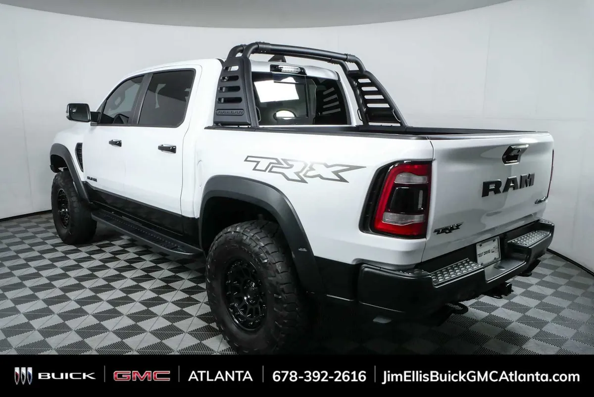 2021 GMC Sierra 1500 Denali thumbnail 29