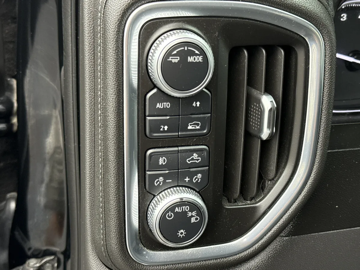2021 GMC Sierra 1500 Elevation thumbnail 17
