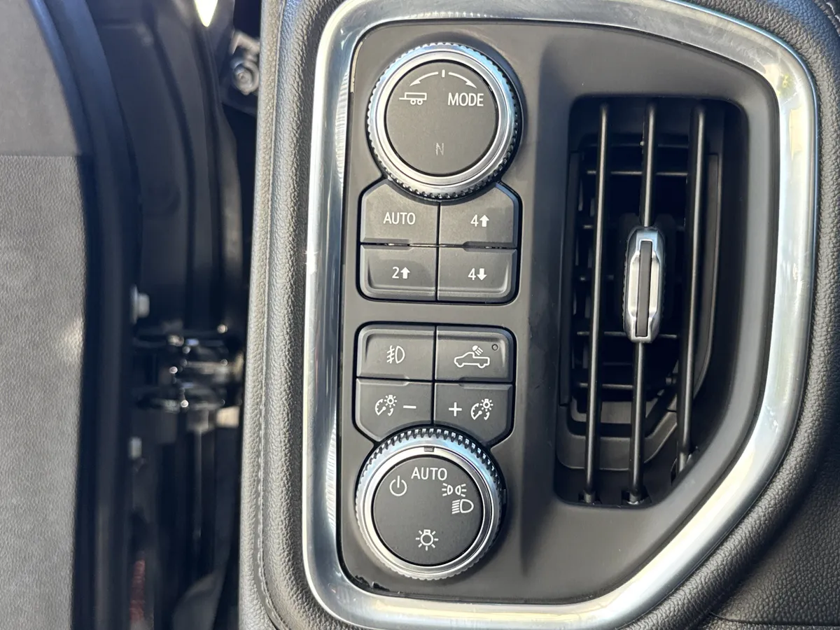 2021 GMC Sierra 1500 Elevation thumbnail 18