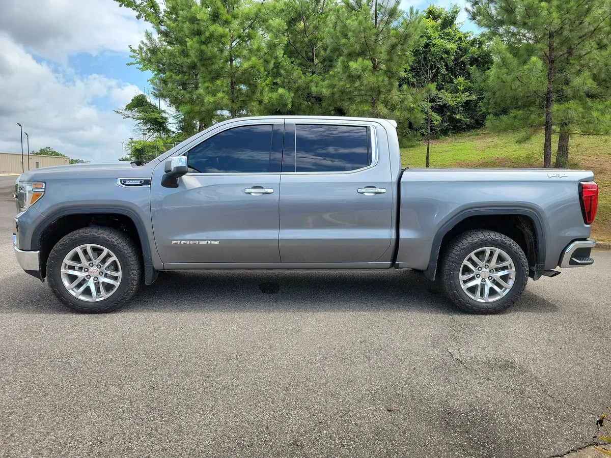 2021 GMC Sierra 1500 SLT thumbnail 2