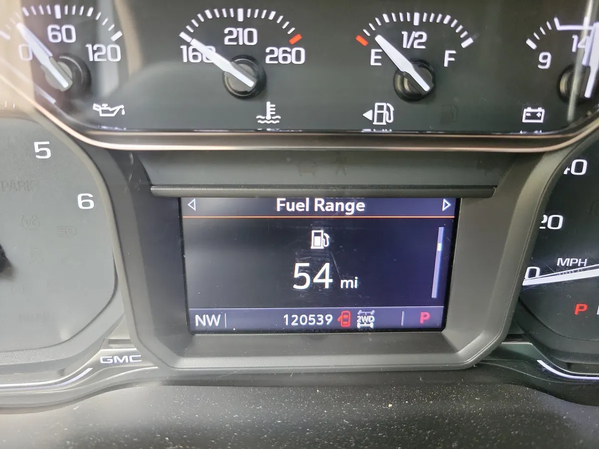 2021 GMC Sierra 1500 SLT thumbnail 24