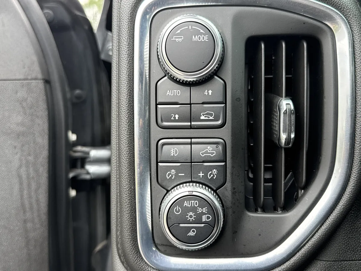 2021 GMC Sierra 1500 SLT thumbnail 16