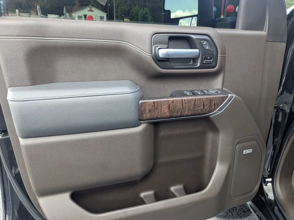 2021 GMC Sierra 2500HD Denali thumbnail 11