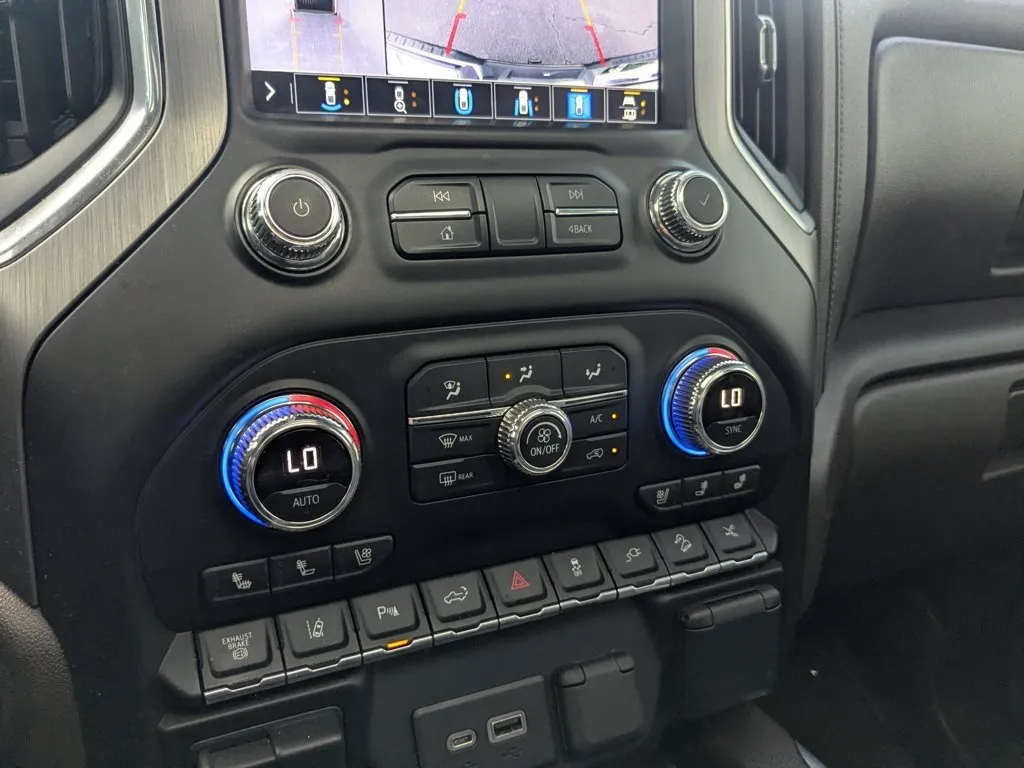 2021 GMC Sierra 2500HD Denali thumbnail 19