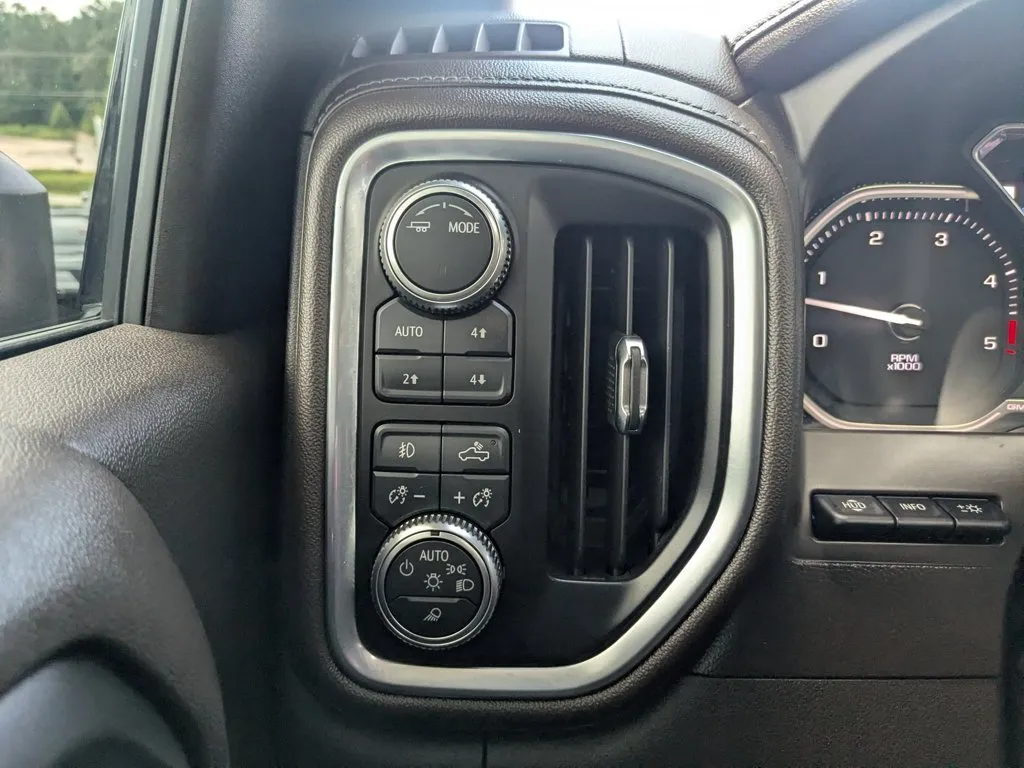 2021 GMC Sierra 2500HD Denali thumbnail 22