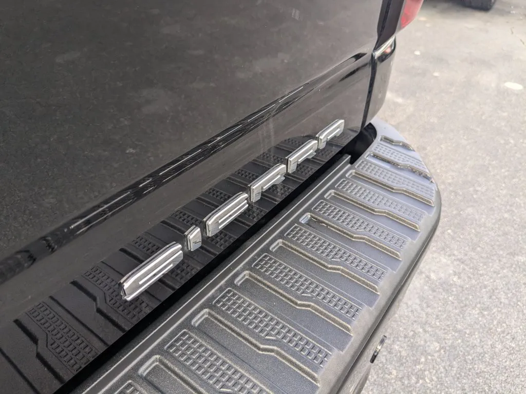 2021 GMC Sierra 2500HD Denali thumbnail 32