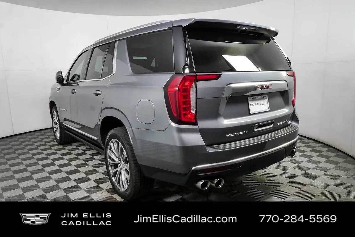2021 GMC Yukon Denali thumbnail 30