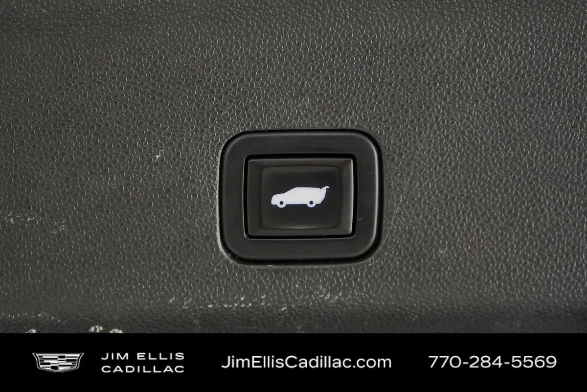2021 GMC Yukon Denali thumbnail 34