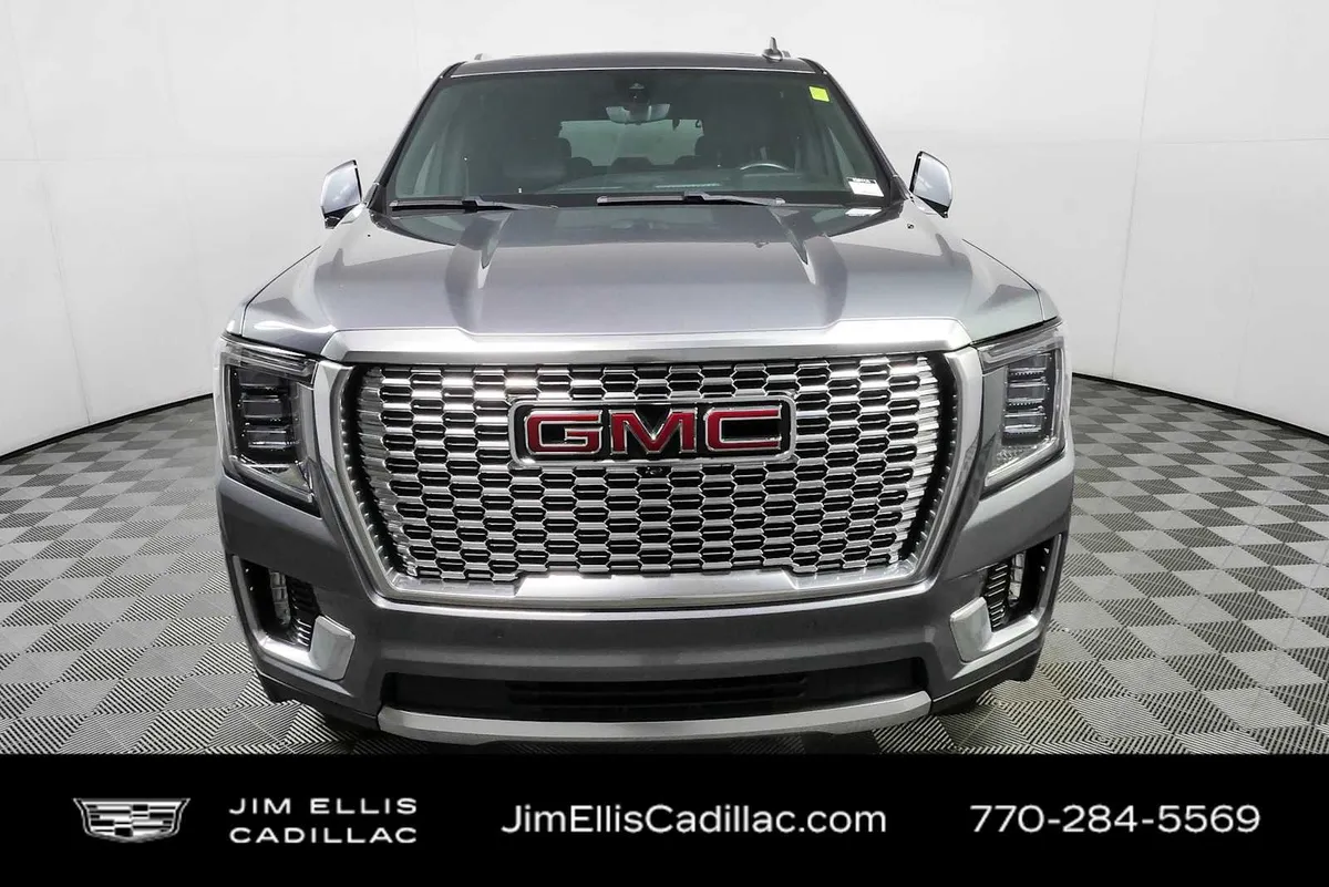 2021 GMC Yukon Denali thumbnail 38