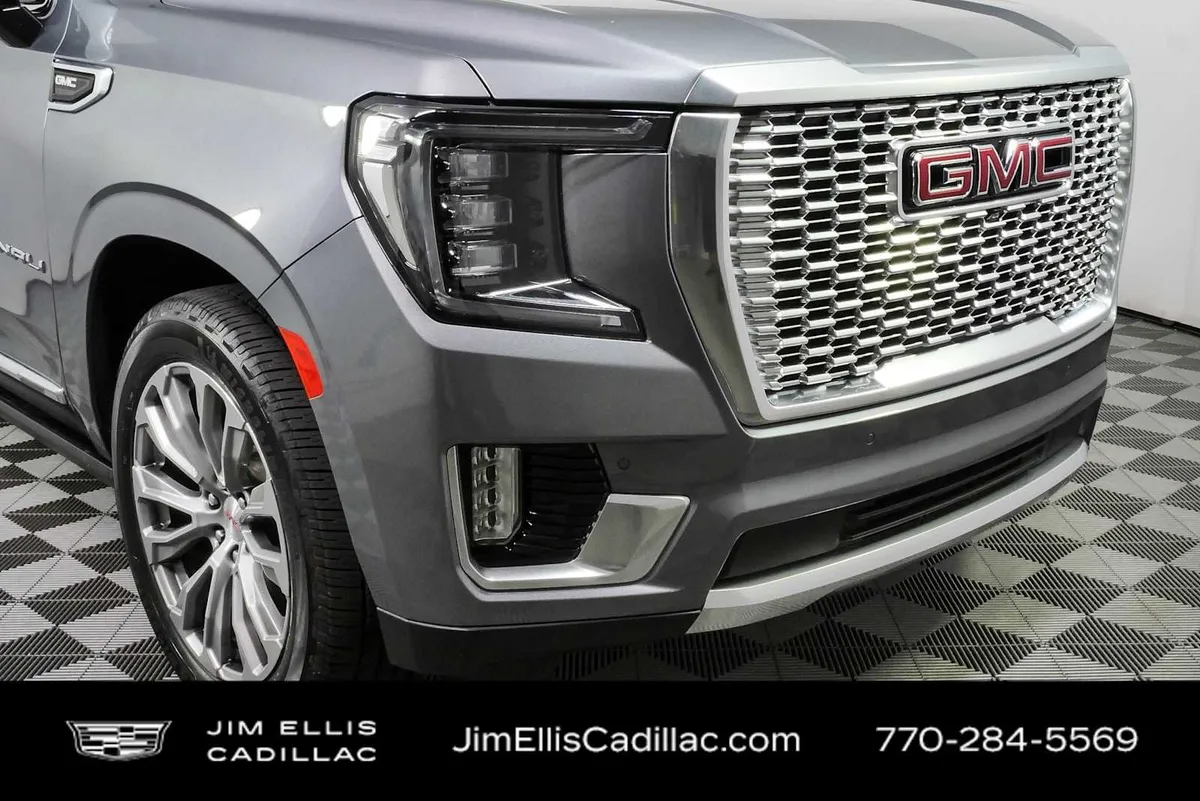 2021 GMC Yukon Denali thumbnail 40