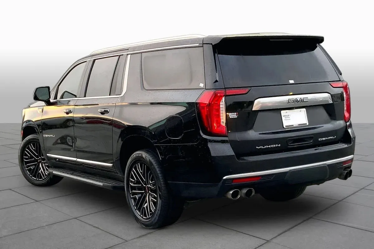 2021 GMC Yukon Denali Denali thumbnail 12