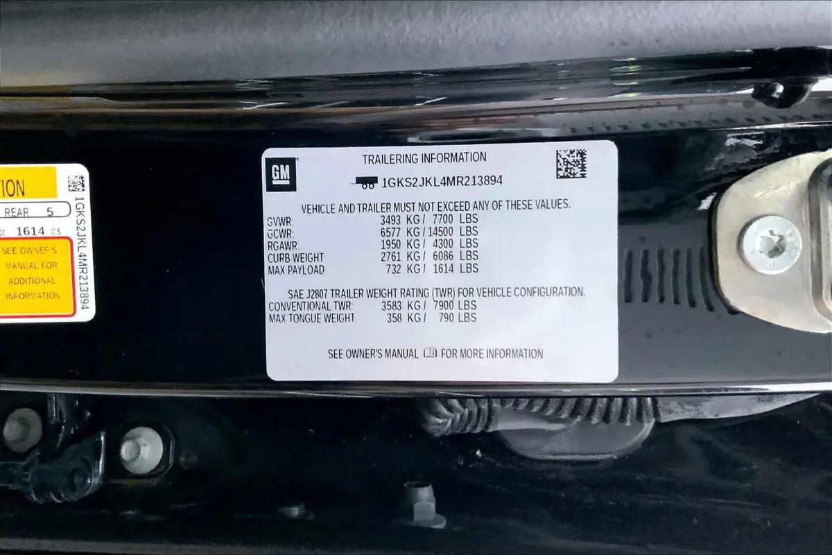 2021 GMC Yukon Denali Denali thumbnail 31