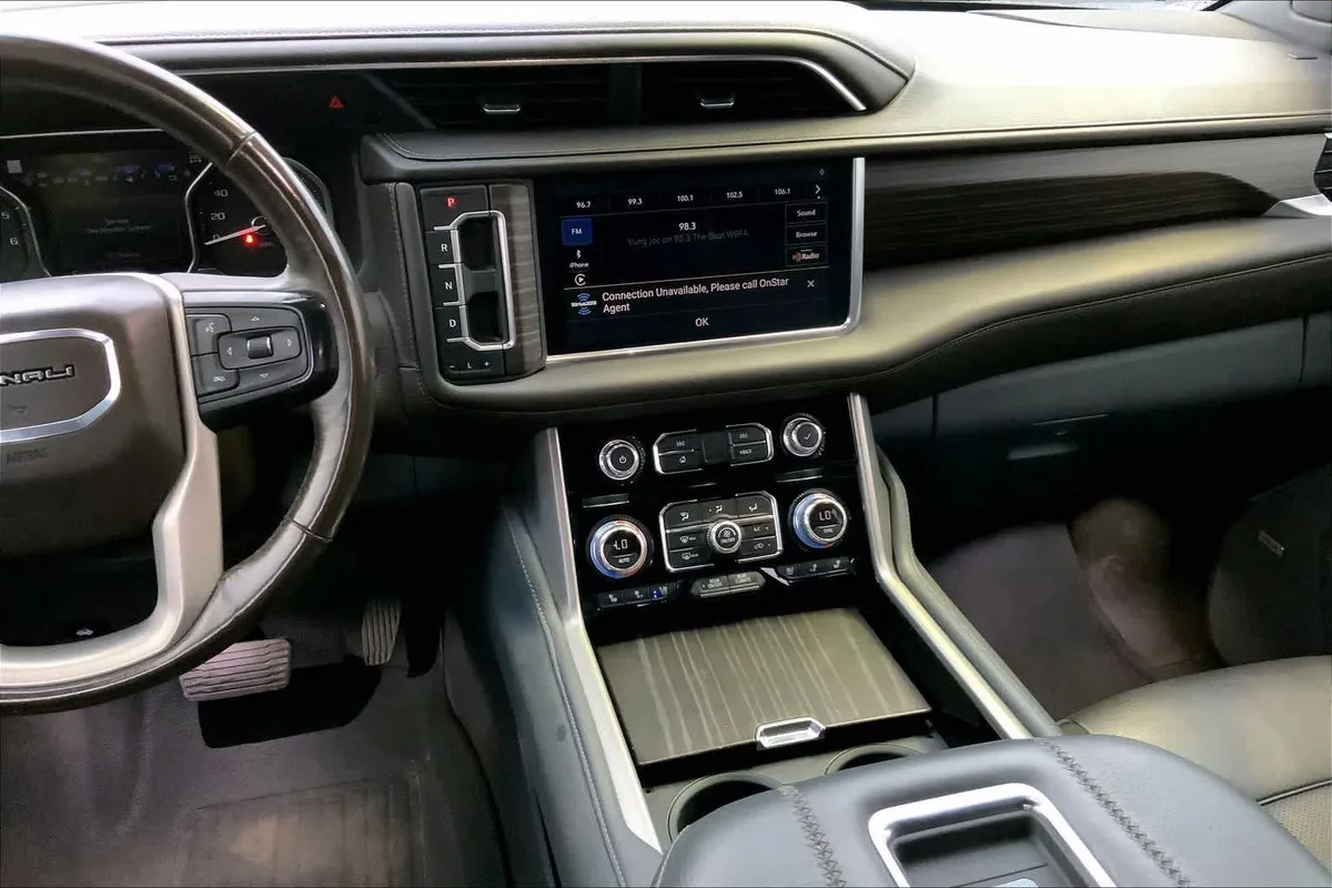 2021 GMC Yukon Denali Denali thumbnail 7