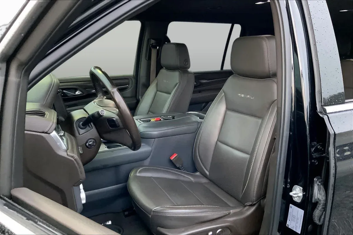 2021 GMC Yukon Denali Denali thumbnail 8